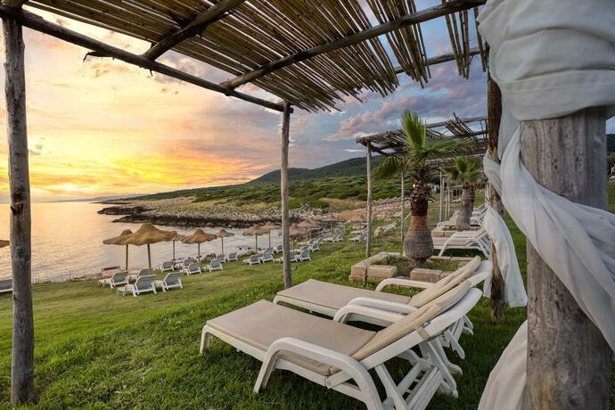 Imagen general del Cala del Principe Wild & Nature Resort. Foto 36