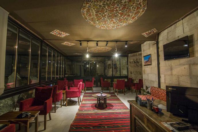 Imagen de los interiores del Caldera Hotel. Foto 19