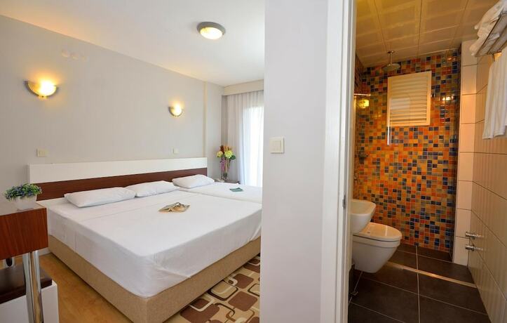 Imagen general del Calis Hotel. Foto 4