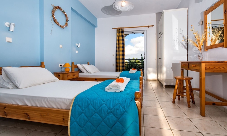 Imagen de la habitación del Calypso Studios. Foto 10