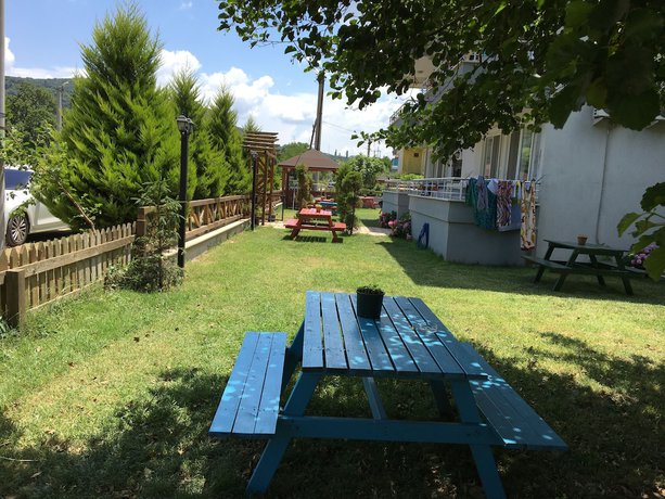 Imagen de los exteriores del Cam Apart Hotel. Foto 19