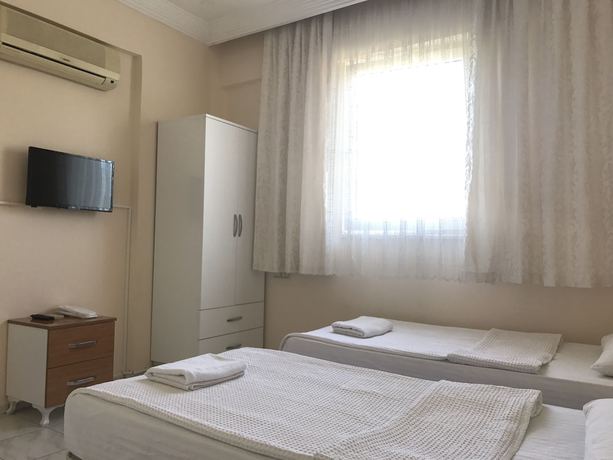 Imagen de la habitación del Cam Hotel. Foto 2
