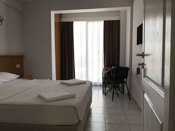 Imagen de la habitación del Cam Hotel. Foto 18
