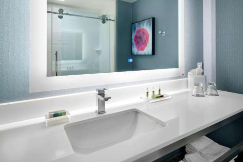 Imagen general del Cambria Hotel Detroit Downtown. Foto 7