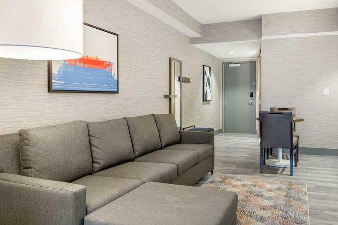 Imagen general del Cambria Hotel Niagara Falls. Foto 10