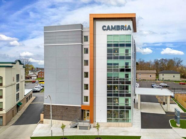 Imagen general del Cambria Hotel Niagara Falls. Foto 26