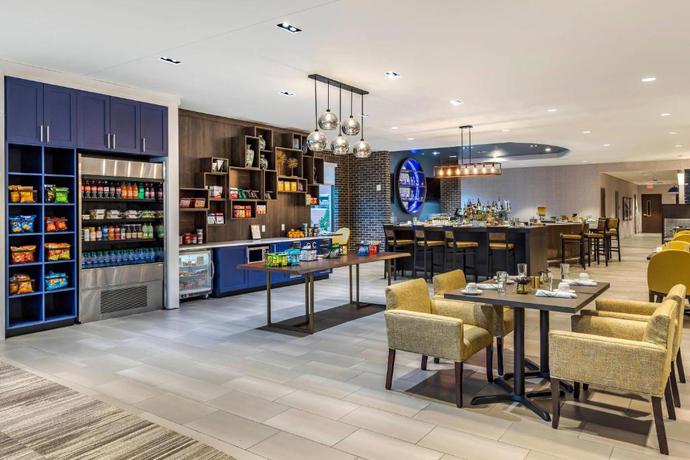 Imagen de los interiores del Cambria Hotel Rock Hill - University Center. Foto 17