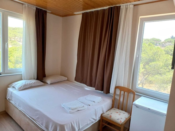 Imagen de la habitación del Camlaralti Pansiyon. Foto 6