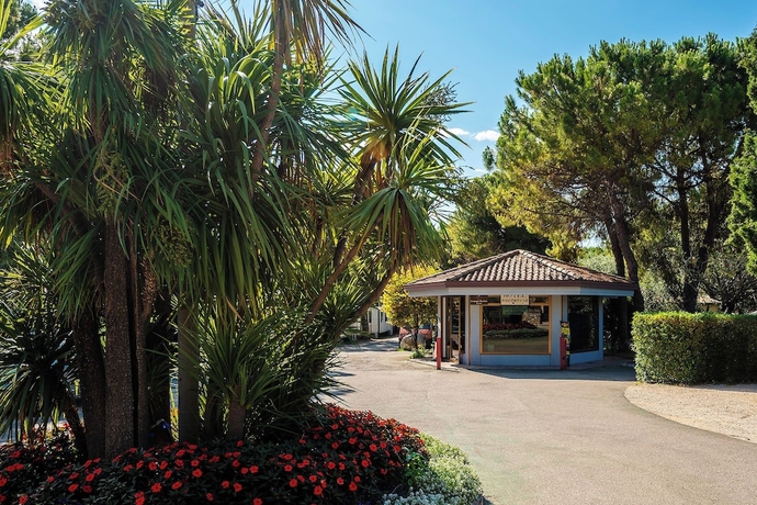 Imagen de los interiores del Campeggio Toscolano. Foto 16