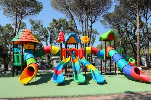 Imagen general del Camping 3 &eacute;toiles - Piscine - cca0gcg. Foto 12
