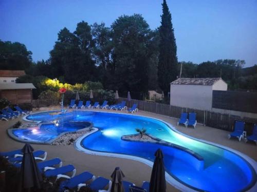 Imagen general del Camping 3 &eacute;toiles - Piscine - eeebcb. Foto 3