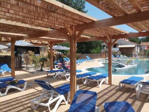 Imagen de la habitación del Camping 3 &eacute;toiles - Piscine - eeebcb. Foto 18