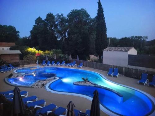 Imagen general del Camping 3 &eacute;toiles - Piscine - eeebcb. Foto 8