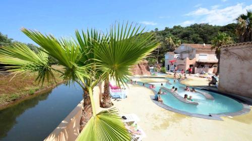 Imagen general del Camping 4 &eacute;toiles - Parc aquatique - eebaih. Foto 8