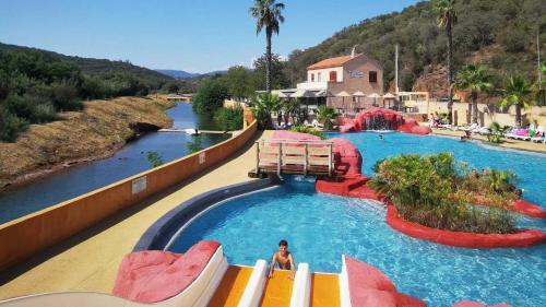 Imagen general del Camping 4 &eacute;toiles - Parc aquatique - eebaih. Foto 10