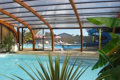 Imagen general del Camping 4 &eacute;toiles - Piscine - cca0chh. Foto 6