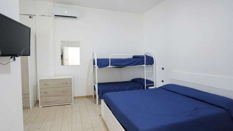 Imagen de la habitación del Camping BandB Lido di Salerno. Foto 17