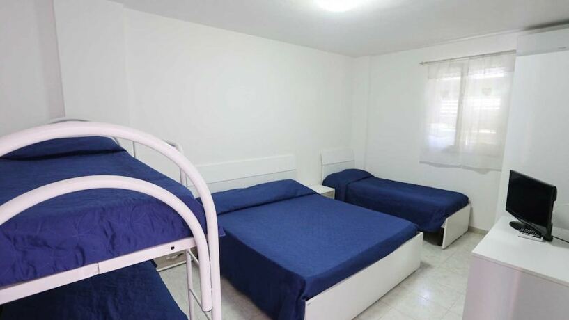 Imagen de la habitación del Camping BandB Lido di Salerno. Foto 20