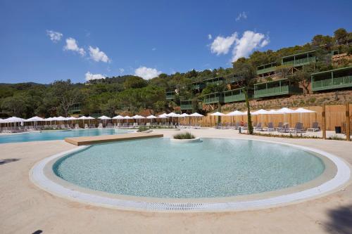 Imagen general del Camping Cala Pola. Foto 6