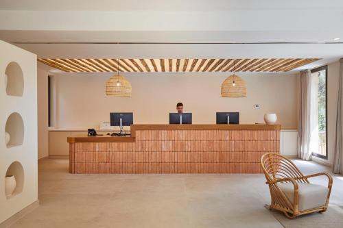 Imagen general del Camping Cala Pola. Foto 8