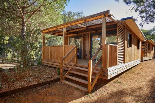 Imagen de la habitación del Camping Cala Pola. Foto 13