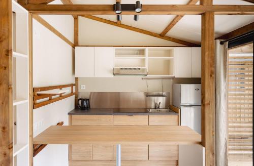 Imagen de la habitación del Camping Cala Pola. Foto 15