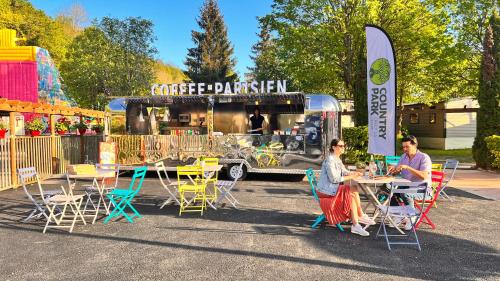 Imagen general del Camping Country Park Crecy La Chapelle - Next to Disneyland Paris. Foto 5