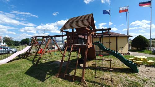 Imagen general del Camping KLIF-nowe KLIMATYZOWANE domki, 400m od centrum Rewala, 30m od MORZA. Foto 12