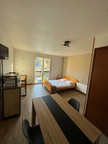 Imagen general del Camping La Châtaigneraie. Foto 32