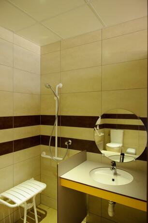 Imagen general del Camping La Châtaigneraie. Foto 37