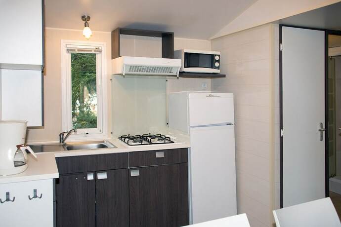 Imagen de la habitación del Camping Le Sous Bois, Saint-Maurice-d'Ibie. Foto 18