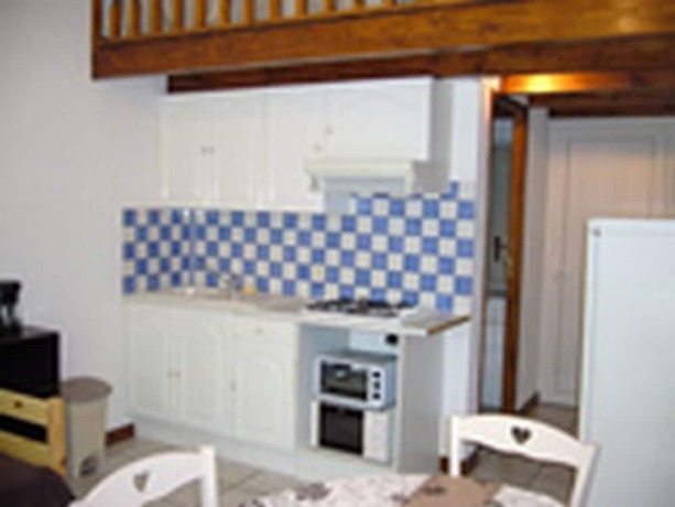 Imagen general del Camping Le Sous Bois, Saint-Maurice-d'Ibie. Foto 3