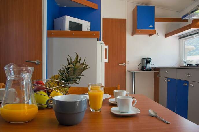 Imagen de la habitación del Camping Le Sous Bois, Saint-Maurice-d'Ibie. Foto 19