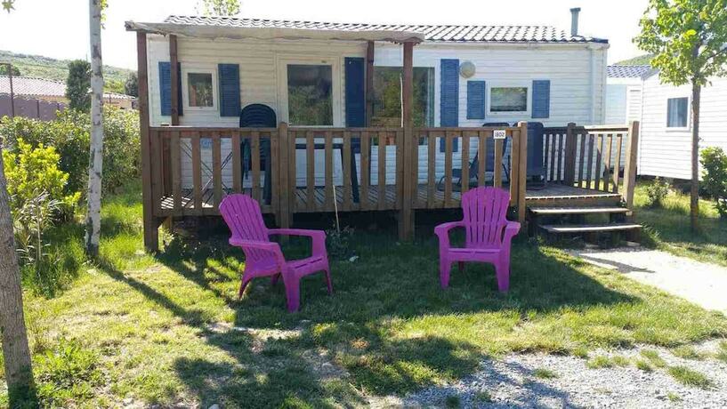 Imagen general del Camping Le Sous Bois, Saint-Maurice-d'Ibie. Foto 6