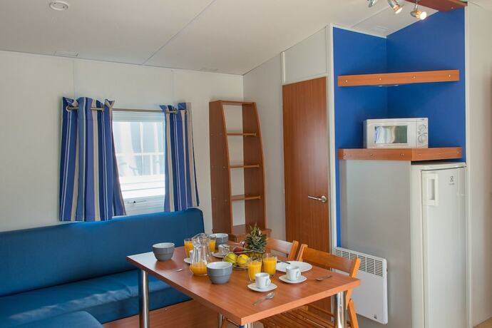 Imagen general del Camping Le Sous Bois, Saint-Maurice-d'Ibie. Foto 10