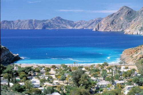 Imagen general del Camping Naturista El Port&uacute;s. Foto 9