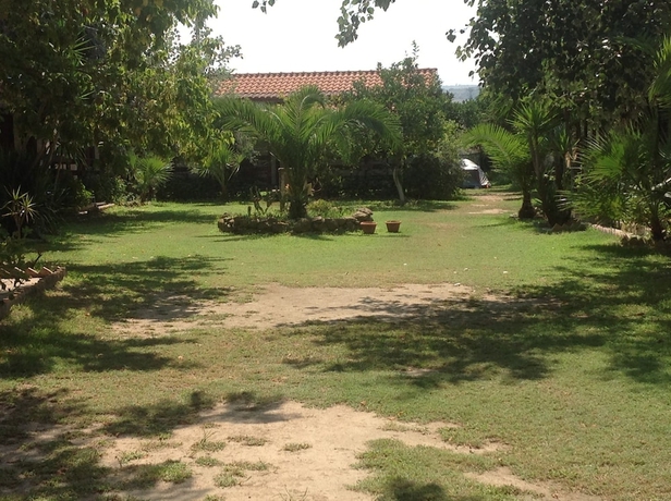 Imagen de los exteriores del Camping Scogliera Azzurra. Foto 12