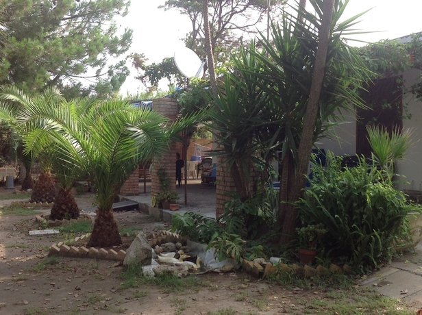Imagen de los exteriores del Camping Scogliera Azzurra. Foto 14