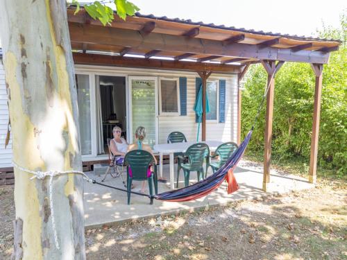 Imagen de la habitación del Camping Sites et Paysages Les Pr&eacute;s Hauts. Foto 16