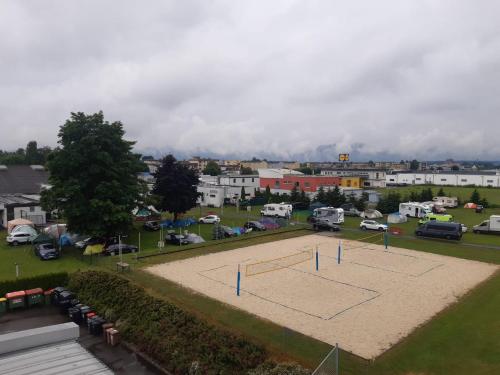 Imagen general del Camping Sportzentrum Zeltweg. Foto 16