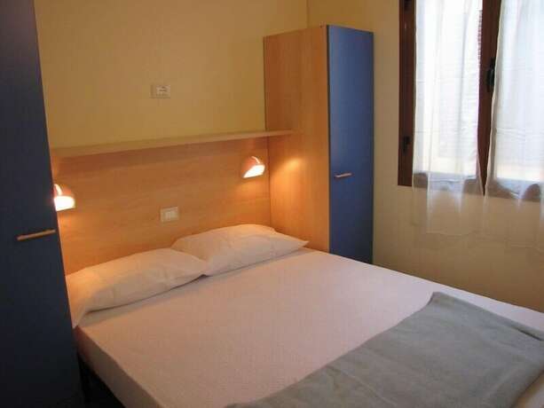 Imagen de la habitación del Camping Viareggio. Foto 19