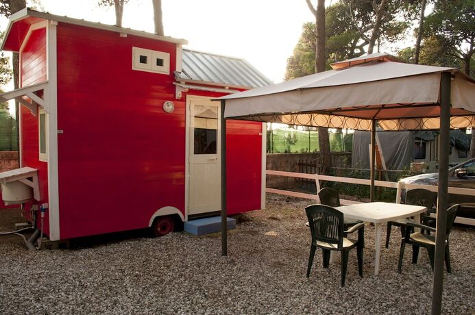 Imagen de la habitación del Camping Village Mare Pineta. Foto 12