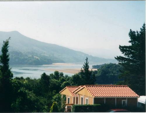 Imagen general del Camping and Bungalows Portuondo. Foto 10
