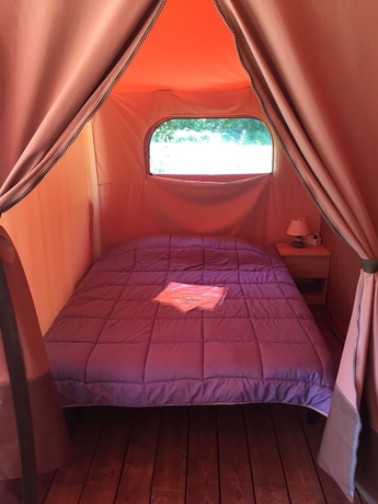 Imagen de la habitación del Camping de la T&ecirc;te Noire. Foto 7