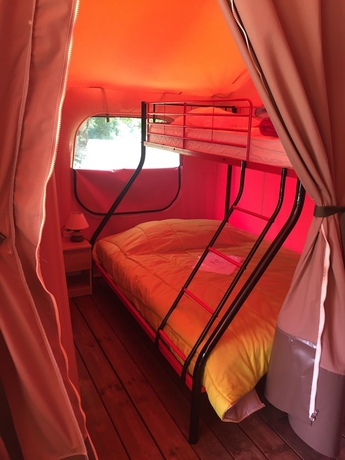 Imagen de la habitación del Camping de la T&ecirc;te Noire. Foto 11