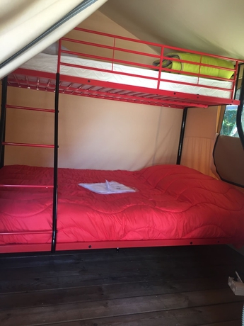 Imagen de la habitación del Camping de la T&ecirc;te Noire. Foto 15