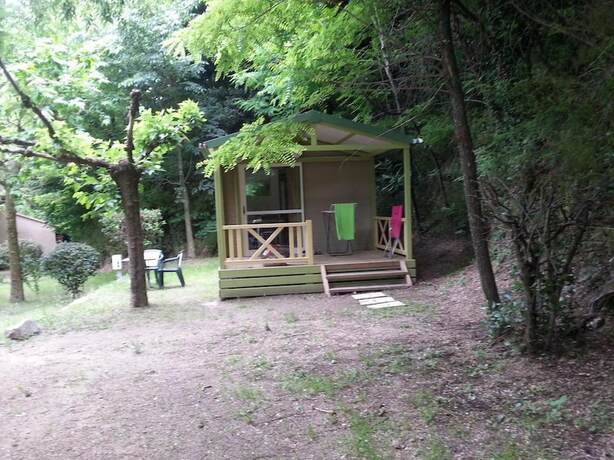 Imagen general del Camping des Sources. Foto 7