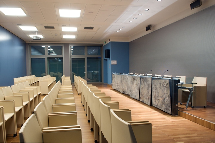 Imagen de los interiores del Camplus Guest Bononia. Foto 11