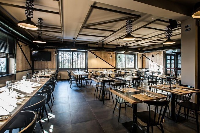Imagen de los exteriores del Camp\'s Hotel. Foto 18