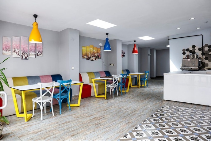 Imagen de los interiores del Campucity Kiz Ogrenci Yurdu Kadikoy. Foto 15